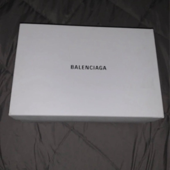 COPY - Balenciaga’s - Picture 7 of 7